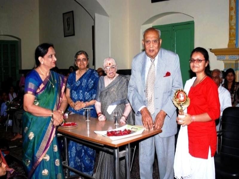 Vasant Kanya Mahavidyalaya Varanasi Alumni Meet photo 5